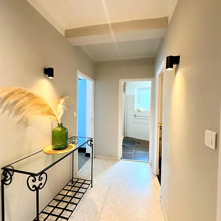 Bel 100 M2 / Parking / Paisible Apartment Rodez