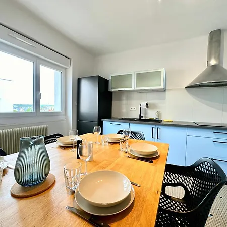 Bel 100 M2 / Parking / Paisible *