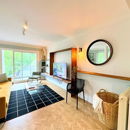 Apartment Bel 100 M2 / Parking / Paisible *