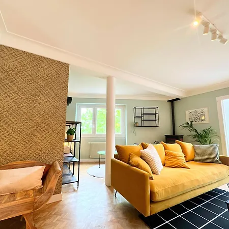 Bel 100 M2 / Parking / Paisible Apartment Rodez