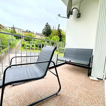 Bel 100 M2 / Parking / Paisible *