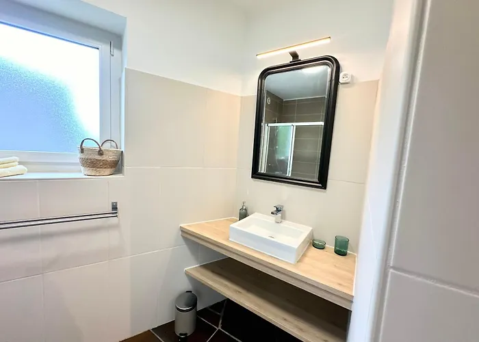 Bel 100 M2 / Parking / Paisible Apartamento Rodez