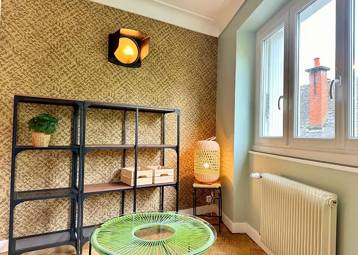 Bel 100 M2 / Parking / Paisible